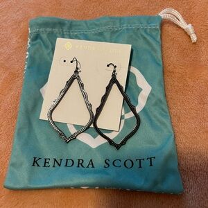 Kendra Scott Sophe/sophia bundle 5 pairs